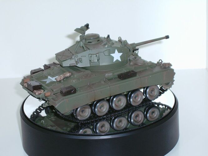 ebay tank chaffee 2.jpg