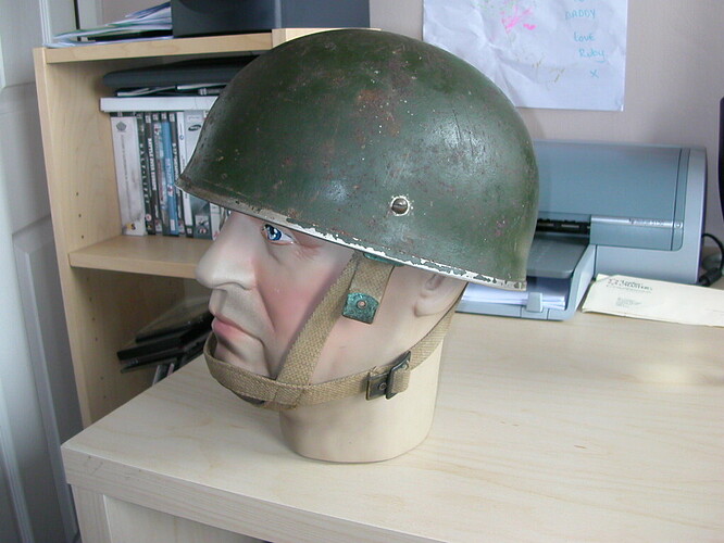 ab helmet 1.jpg