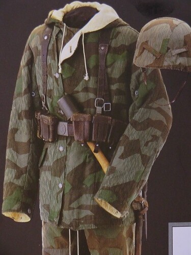 winter uniform 002.jpg