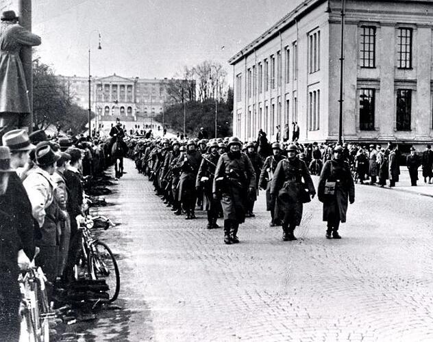 German_soldiers_in_Oslo_9_April_1940.jpg