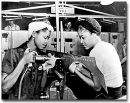 w1015ww2blkwomenwork.jpg