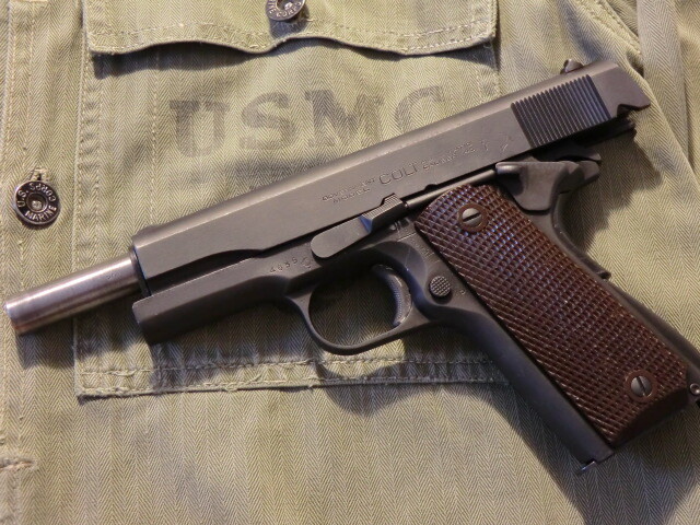 COLT 1911 A1 002.jpg