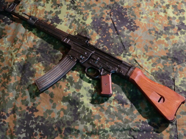 stg44 001.jpg