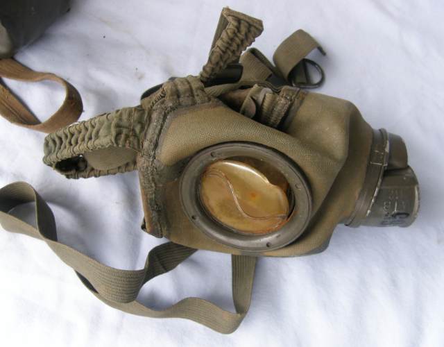 gas mask 5.jpg